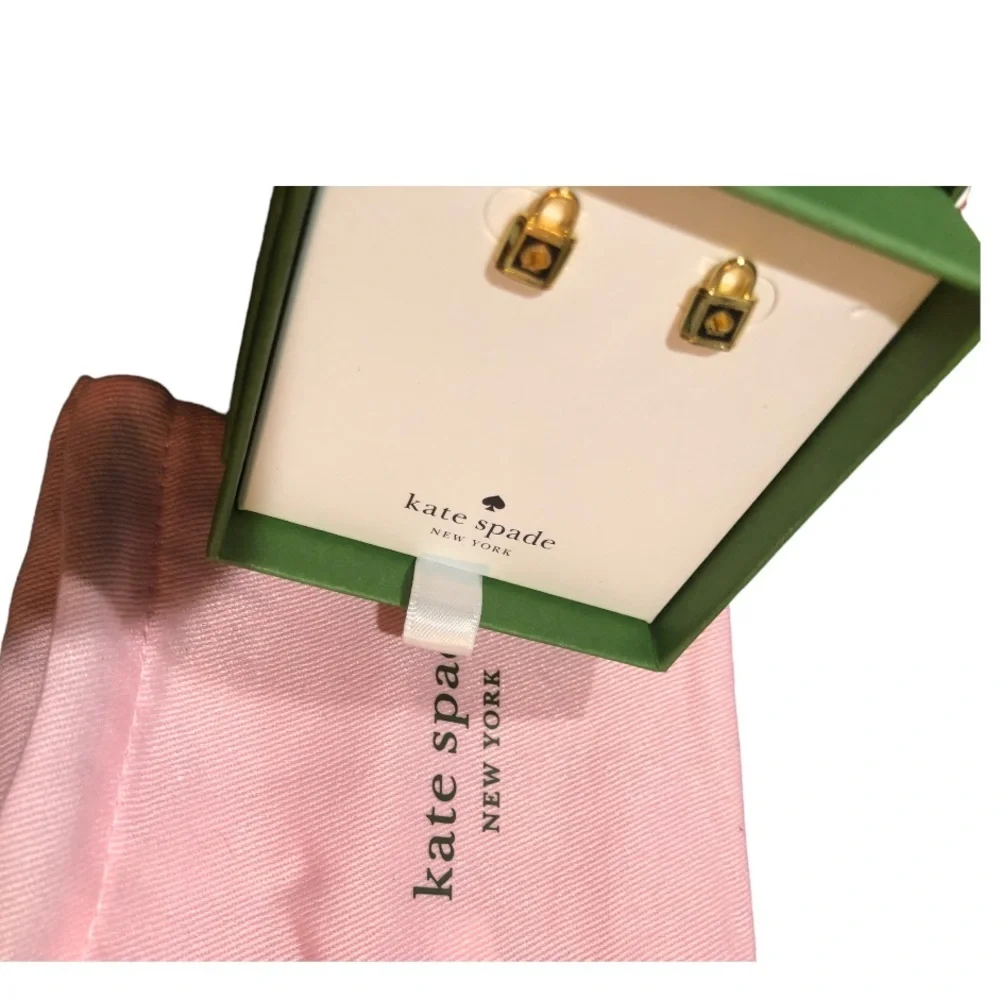 Kate Spade New York Gold Lock and Spade‎ Studs Earrings with box & dust bag new